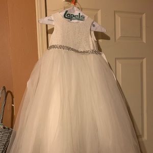 White little girls size 5 dress